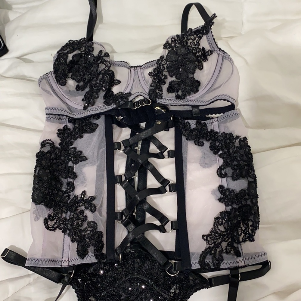 Embroidered set 30D/XS